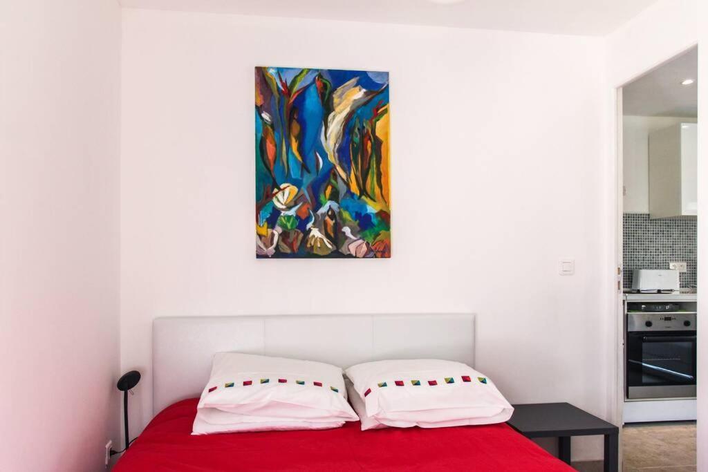 Appartement Lumineux Avec Terrasse Jardin Et Acces Piscine Villefranche-sur-Mer Exterior photo